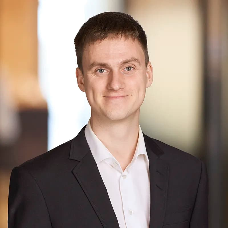 Dominic Senniksen portrait